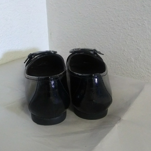 New DKNYC Shoes. - Picture 6 of 6